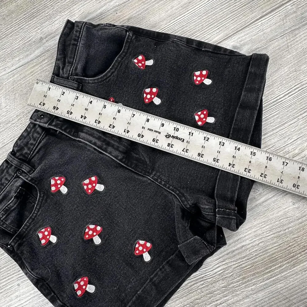 Hot Topic Denim Shorts Womens 11 Black Mushrooms All Over Cutoffs High Waist 30" - Picture 5 of 6